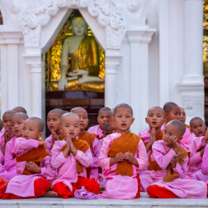 Sarjasta: listen listen listen